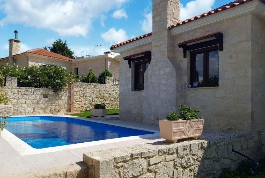 Heraklion Twins House - Private Pool Retreat Episkopí- Rethimno Eksteriør billede