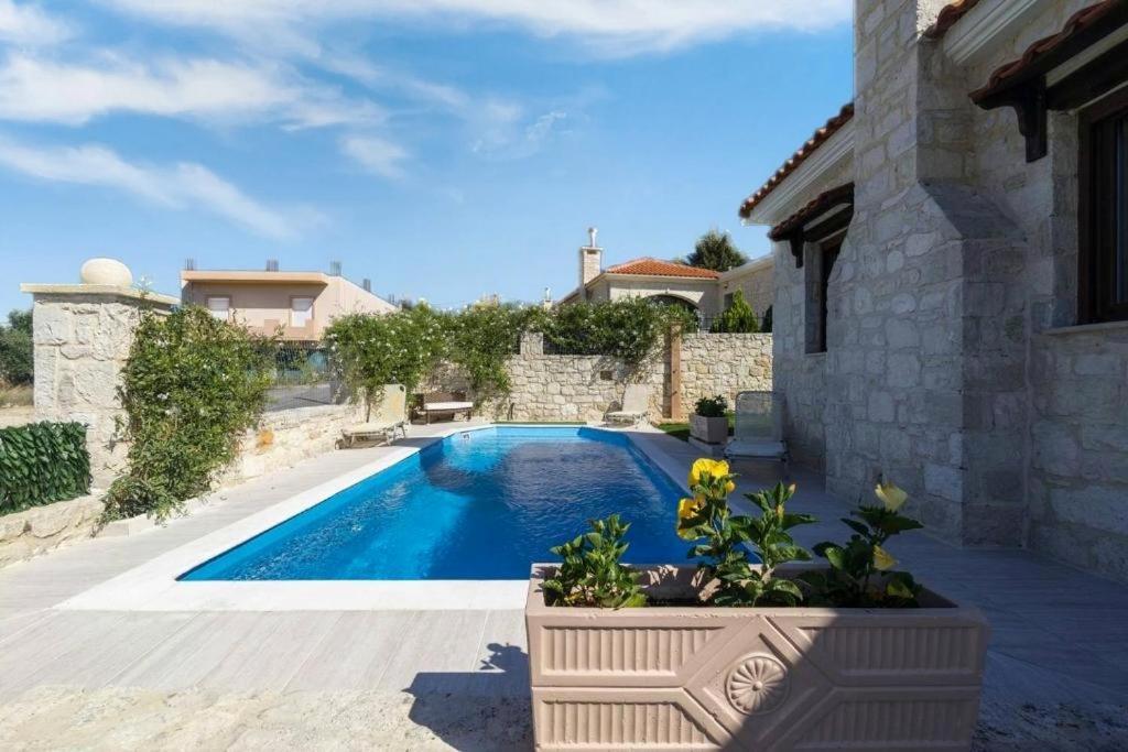Heraklion Twins House - Private Pool Retreat Episkopí- Rethimno Eksteriør billede